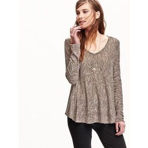 🧶Marled grey trapeze knit top